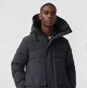 Canada Goose Men Parka M